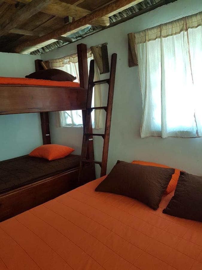 Mi Casa En La Playa Panzió Escuintla Kültér fotó